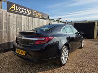 VAUXHALL INSIGNIA