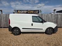 VAUXHALL COMBO